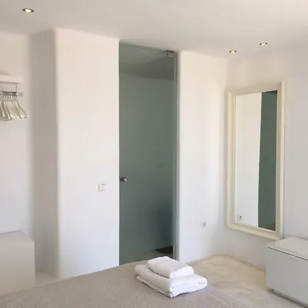 Villa Crystal With Heated Pool By Diles Houlakia (Mykonos)