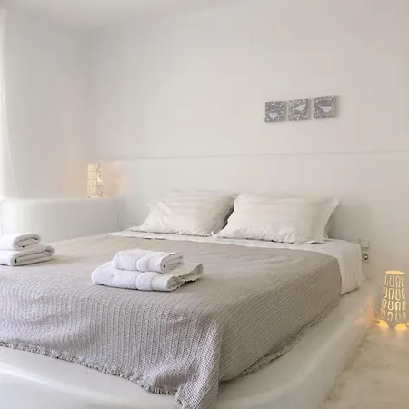 Crystal With Heated Pool By Diles * Houlakia (Mykonos)
